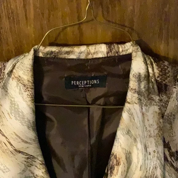 Perceptions New York blazer ruffle front snake print - Picture 2 of 8